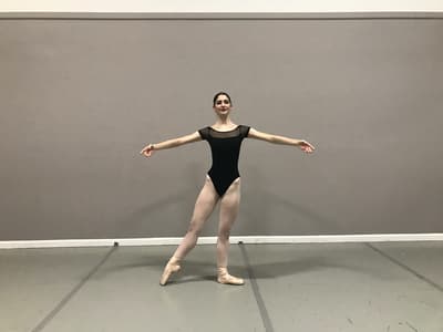 Anna Jones — Classical dancer, United States