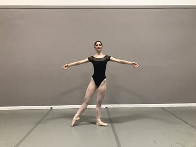 Anna Jones — Classical dancer, United States