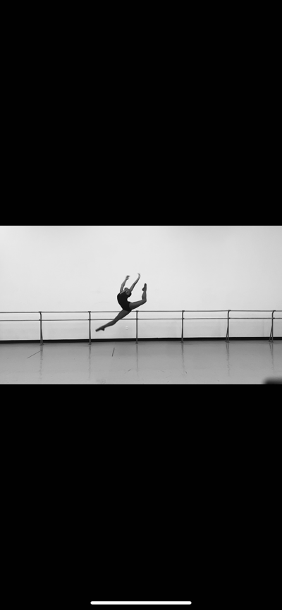 Simone Ayres — Classical dancer