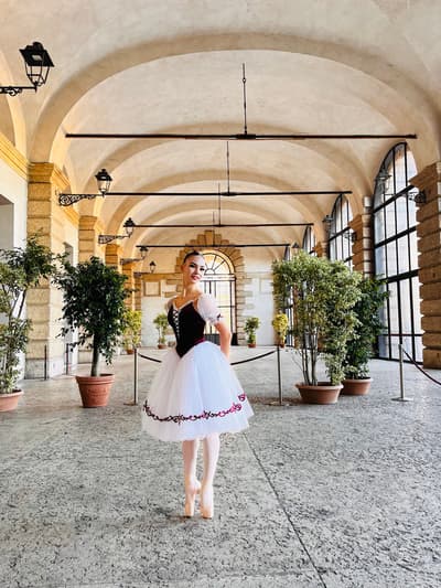 Alisa Voitovych — Classical dancer, Ukraine