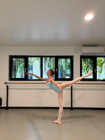 Eva Bejannin — Classical dancer, France