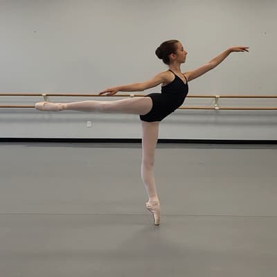 Lillian Marie Sears — Classical dancer, France