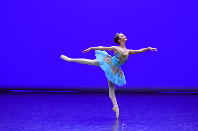 Lillian Marie Sears — Classical dancer, France