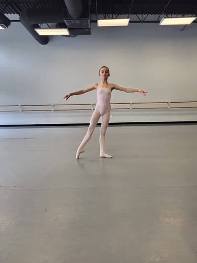 Lillian Marie Sears — Classical dancer, France