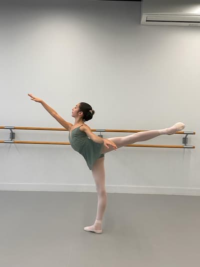 Anamaria NIȚOIU — Classical dancer, Romania