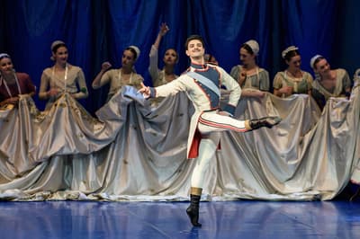 Ariel Merkuri — Classical dancer, Germany