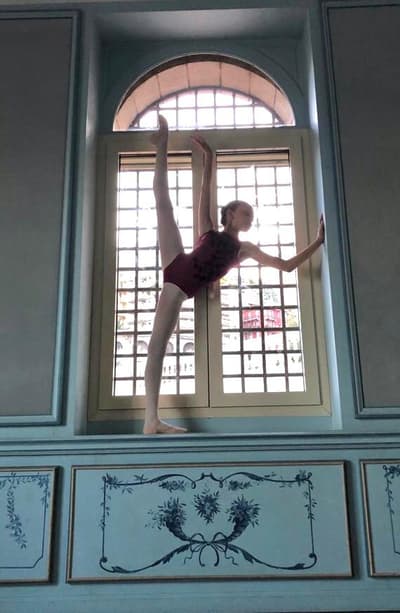 Sara Sabella — Classical dancer, Austria