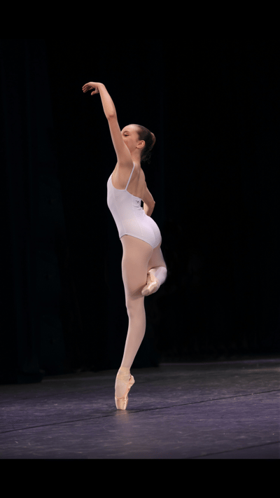 Loé Dechelette Sanchez — Classical dancer, France