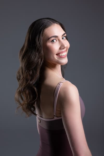 Laura Bunn — Classical dancer, Australia