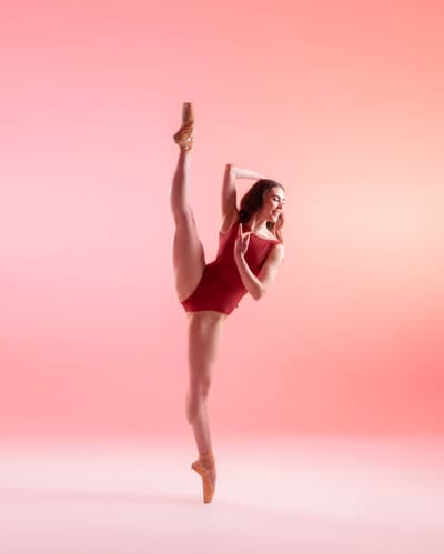 Laura Bunn — Classical dancer, Australia