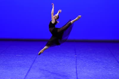 Maëlyne THIBAULT — Classical dancer, France