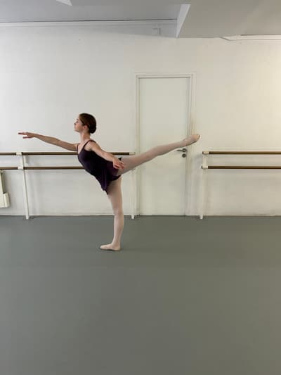 Maëlyne THIBAULT — Classical dancer, France