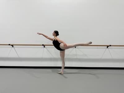 Mia Perez — Classical dancer, Australia