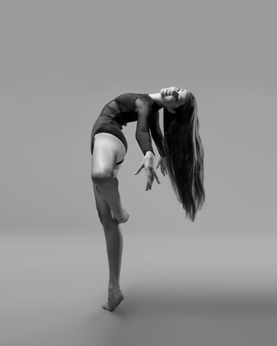 Mia Perez — Classical dancer, Australia