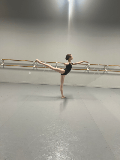 Ellie Toscano — dancer