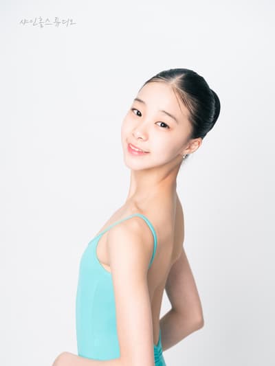 Ah Ra Jeong — dancer, South Korea