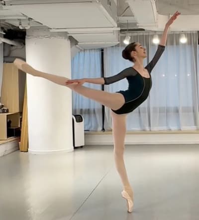 Ginevra Belotti — Classical dancer, China