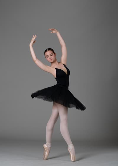 Ophelia Benasker-Jones — Classical dancer, United Kingdom