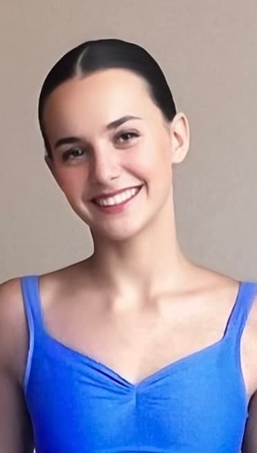 Eva Claughton — Classical dancer