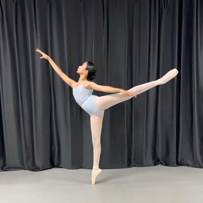 XinQing Zhao — Classical dancer, China