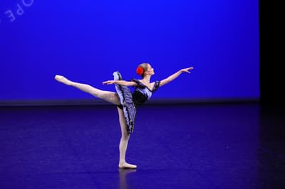 Pauline Vandoolaeghe — Classical dancer, Marke, Belgium
