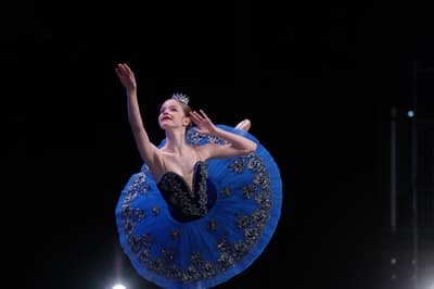 Pauline Vandoolaeghe — Classical dancer, Marke, Belgium