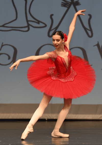 LEANCA IRIS ANA-MARIA — Contemporary dancer, Romania