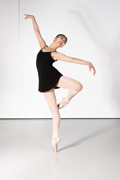 Feiyang Ma — Classical dancer, paris, France