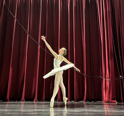 Demi Kerlidis — Classical dancer, Australia