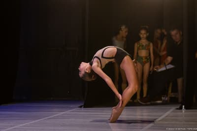 Iria Navarro — Contemporary dancer, Mexico