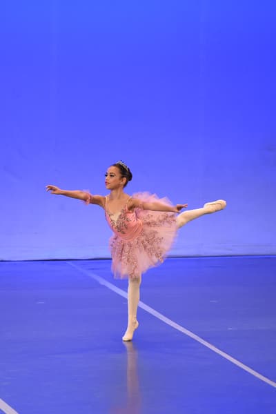 Iria Navarro — Contemporary dancer, Mexico