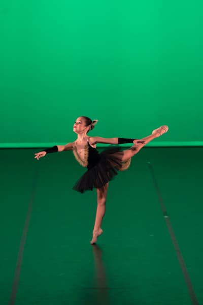 Iria Navarro — Contemporary dancer, Mexico