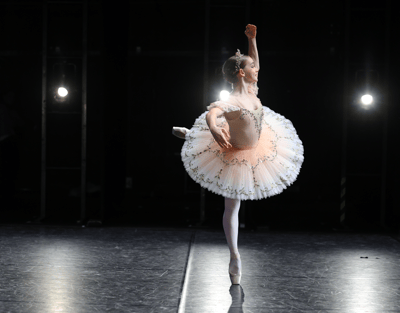 Jasmine Costinescu — Contemporary dancer, Romania