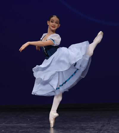 Jasmine Costinescu — Contemporary dancer, Romania