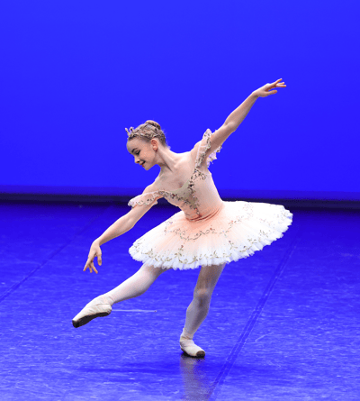 Jasmine Costinescu — Contemporary dancer, Romania