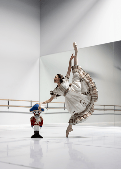 Ellary Day Szyndlar — Classical dancer, United States