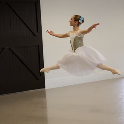 Shelby Mcauliffe — Classical dancer, Australia