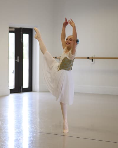 Shelby Mcauliffe — Classical dancer, Australia