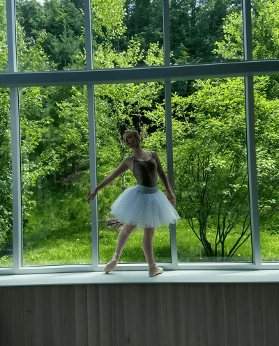 Laurel Larsen — dancer