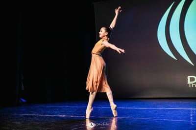 Lore Meers — Classical dancer, Belgium