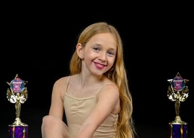 Andra Mihalcea — Contemporary dancer, Romania