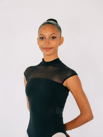 Nora Philippe — Classical dancer, France