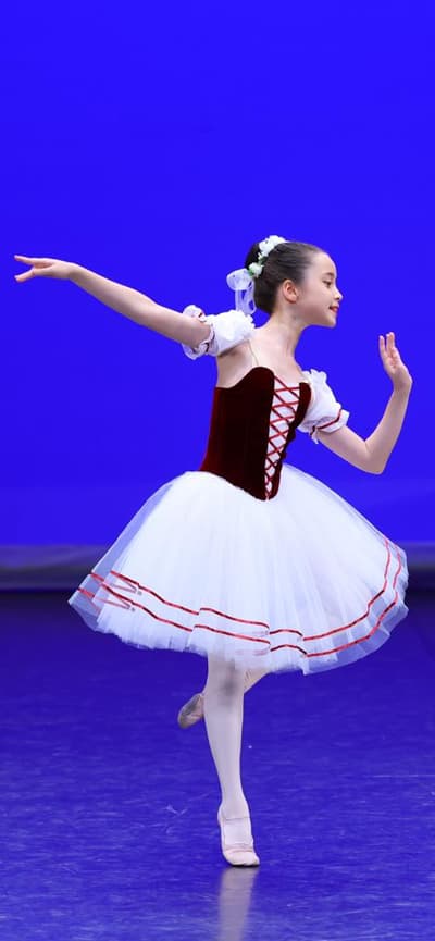 Roselyn Yin — Classical dancer, United Arab Emirates