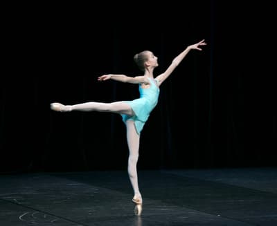 Alice Terracher — Classical dancer