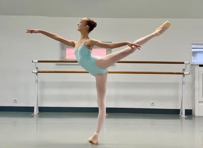 Alice Terracher — Classical dancer