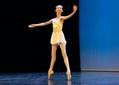 Alice Terracher — Classical dancer