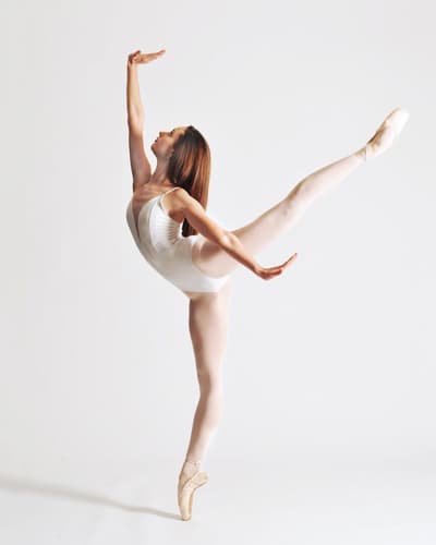 Vania De Rosas — Classical dancer