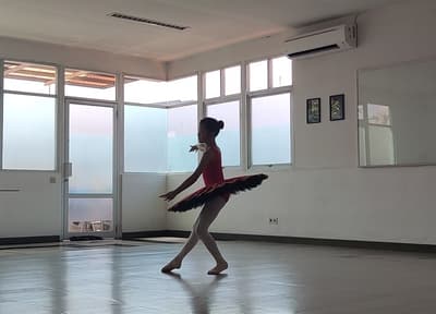 Niskala Aida Hendrian — Classical dancer, Indonesia