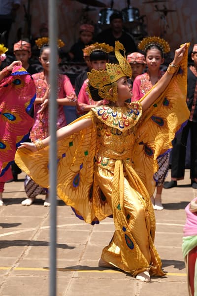 Niskala Aida Hendrian — Classical dancer, Indonesia