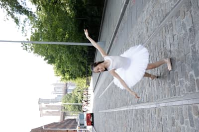 Renata Maria Malvetti Gonzalez — Classical dancer, Paraguay